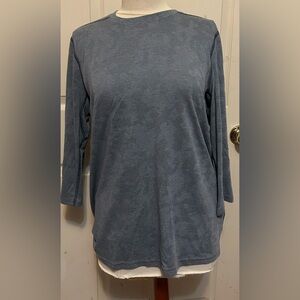 Under Armour Women's Dark Gray 3/4 Sleeve Textured Tee